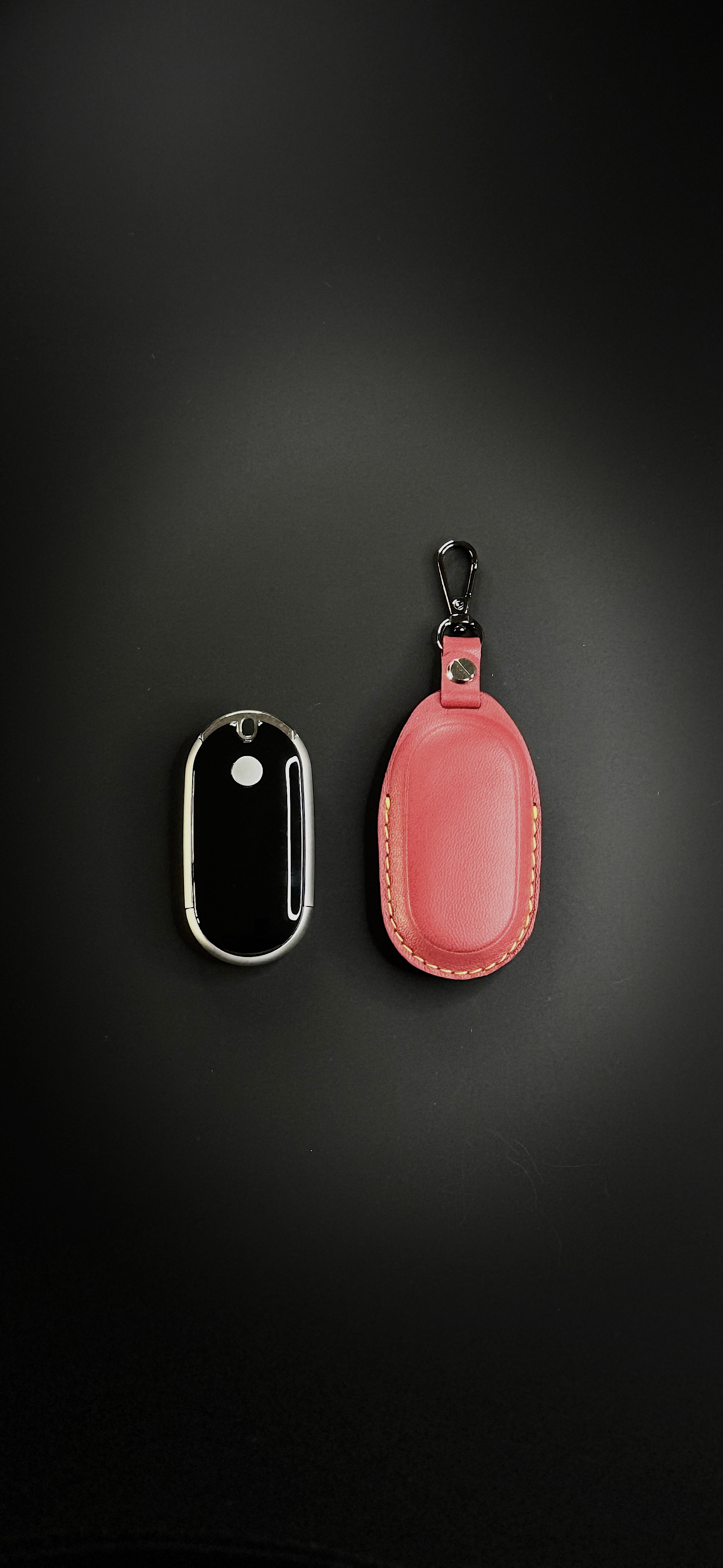Mercedes Key Case - Carbon Leather