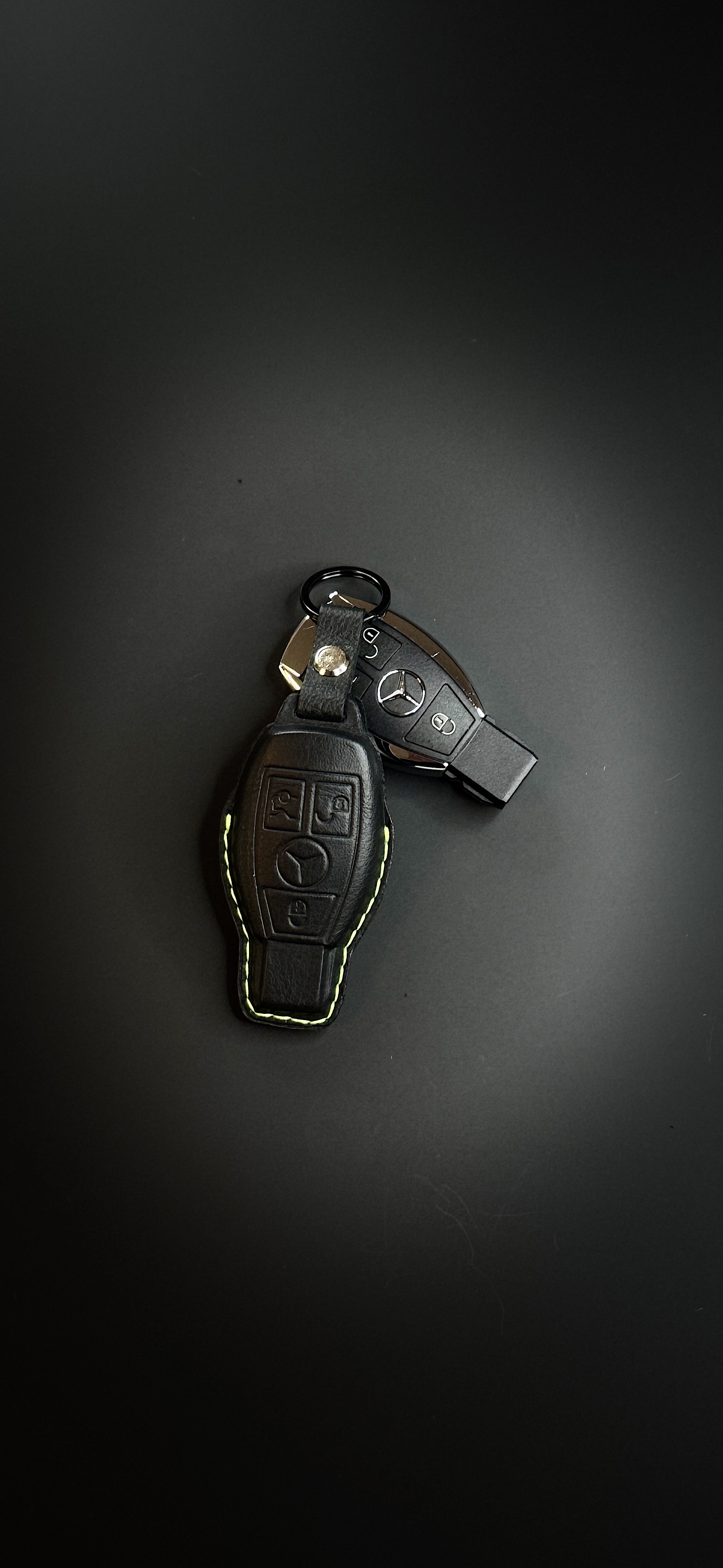 Mercedes Key Case - Carbon Leather