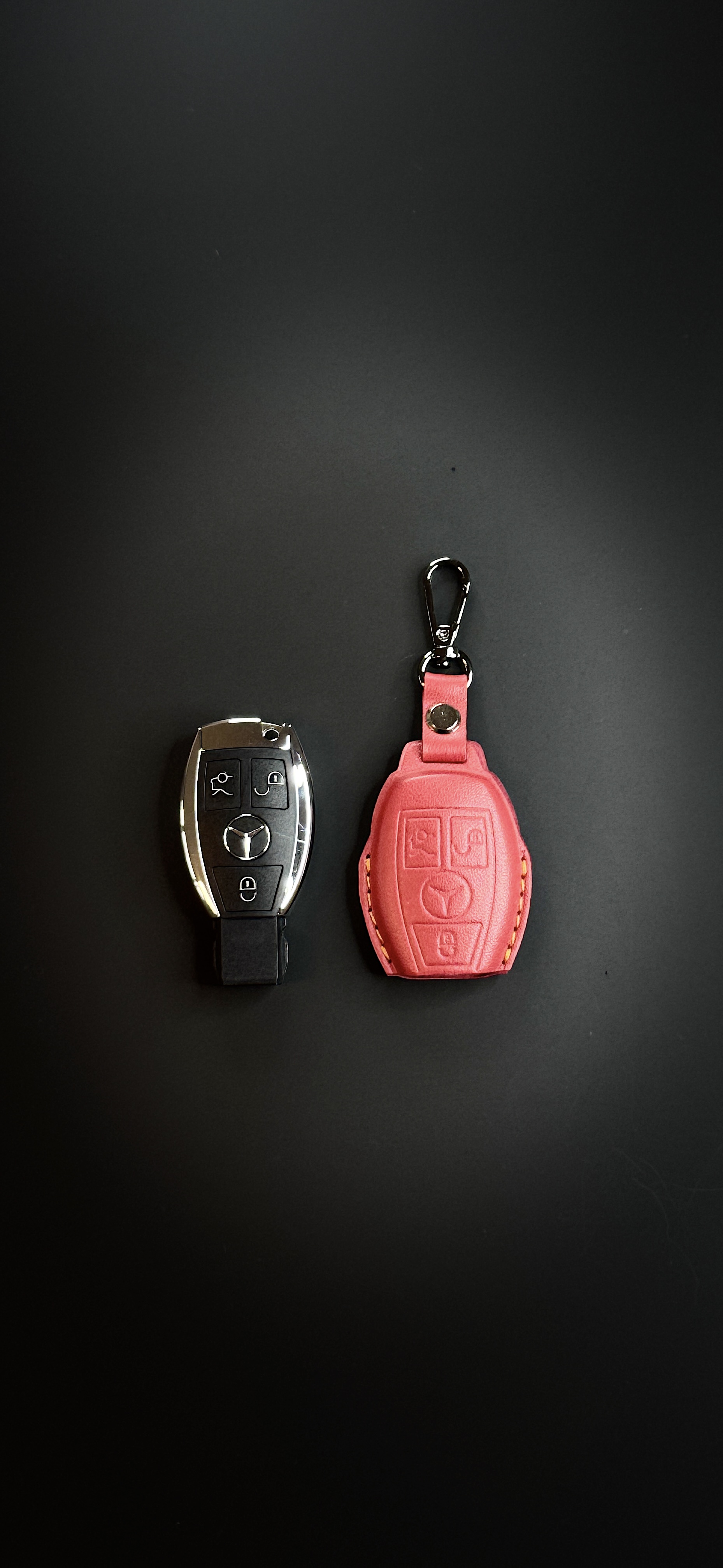 Mercedes Key Case - Carbon Leather